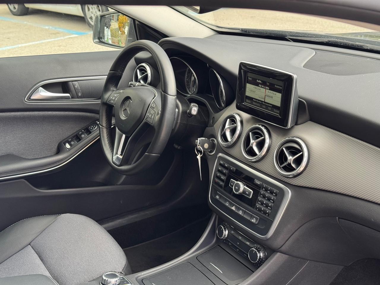 Mercedes-benz GLA 200 CDI Automatic 4Matic Sport