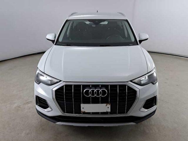 AUDI Q3 35 TDI S tronic Business Advanced