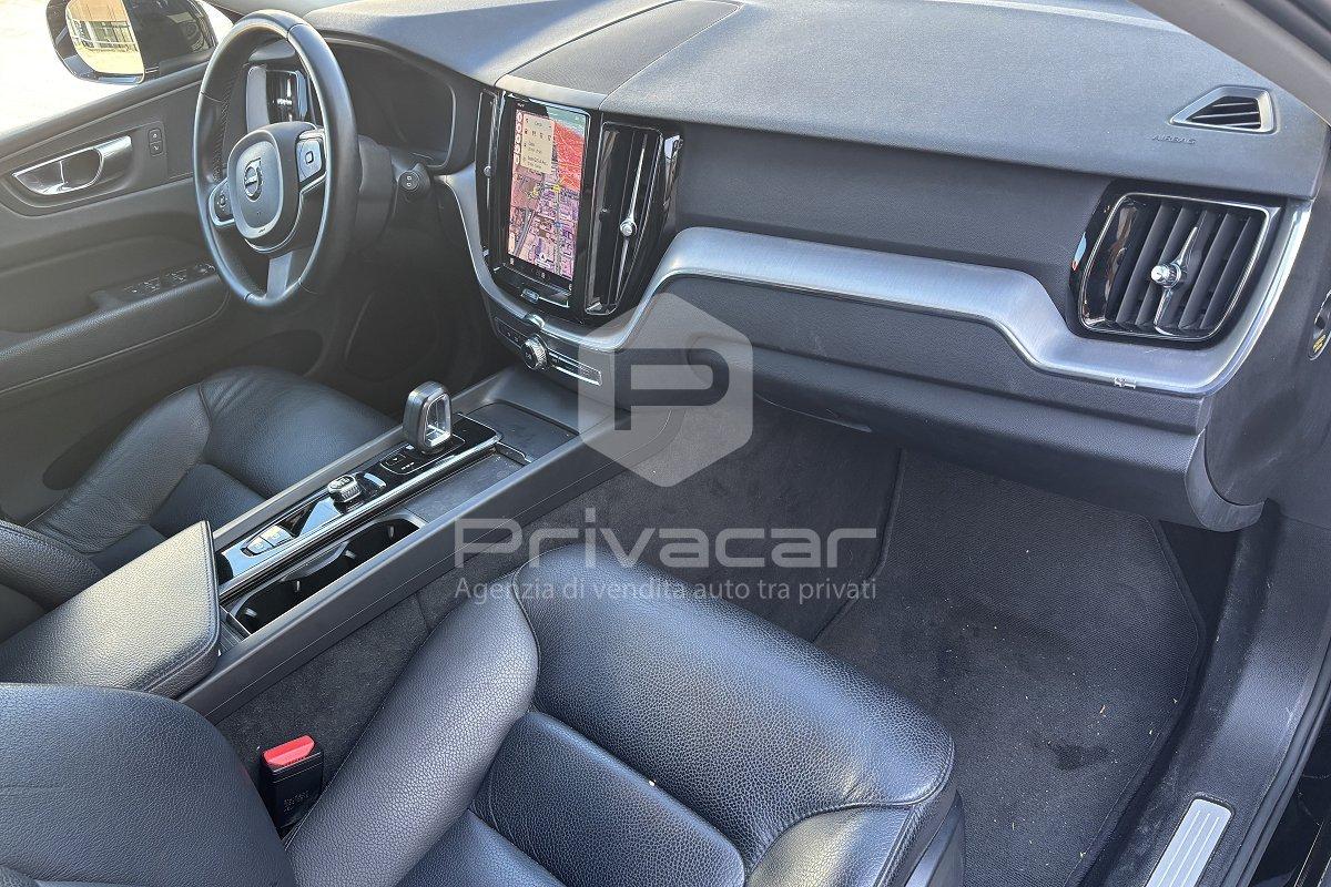 VOLVO XC60 B4 (d) Geartronic Momentum Pro