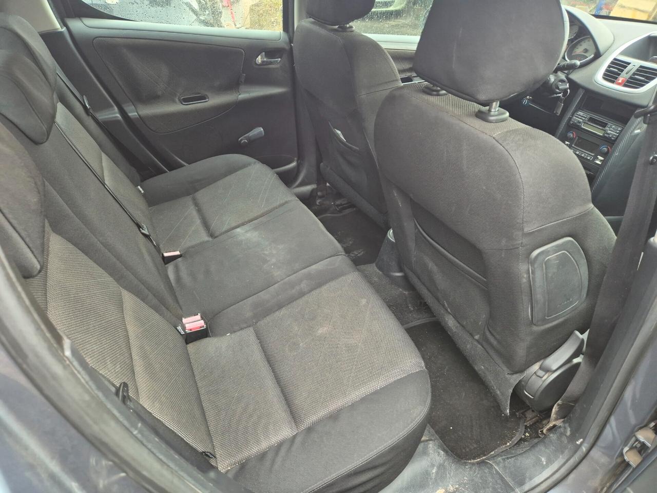 Peugeot 207 1.4 HDi 70CV 5p. X Line