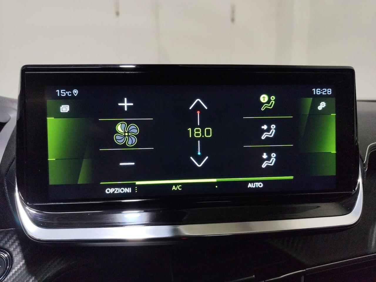 Peugeot 2008 1.5 bluehdi GT Pack 130cv