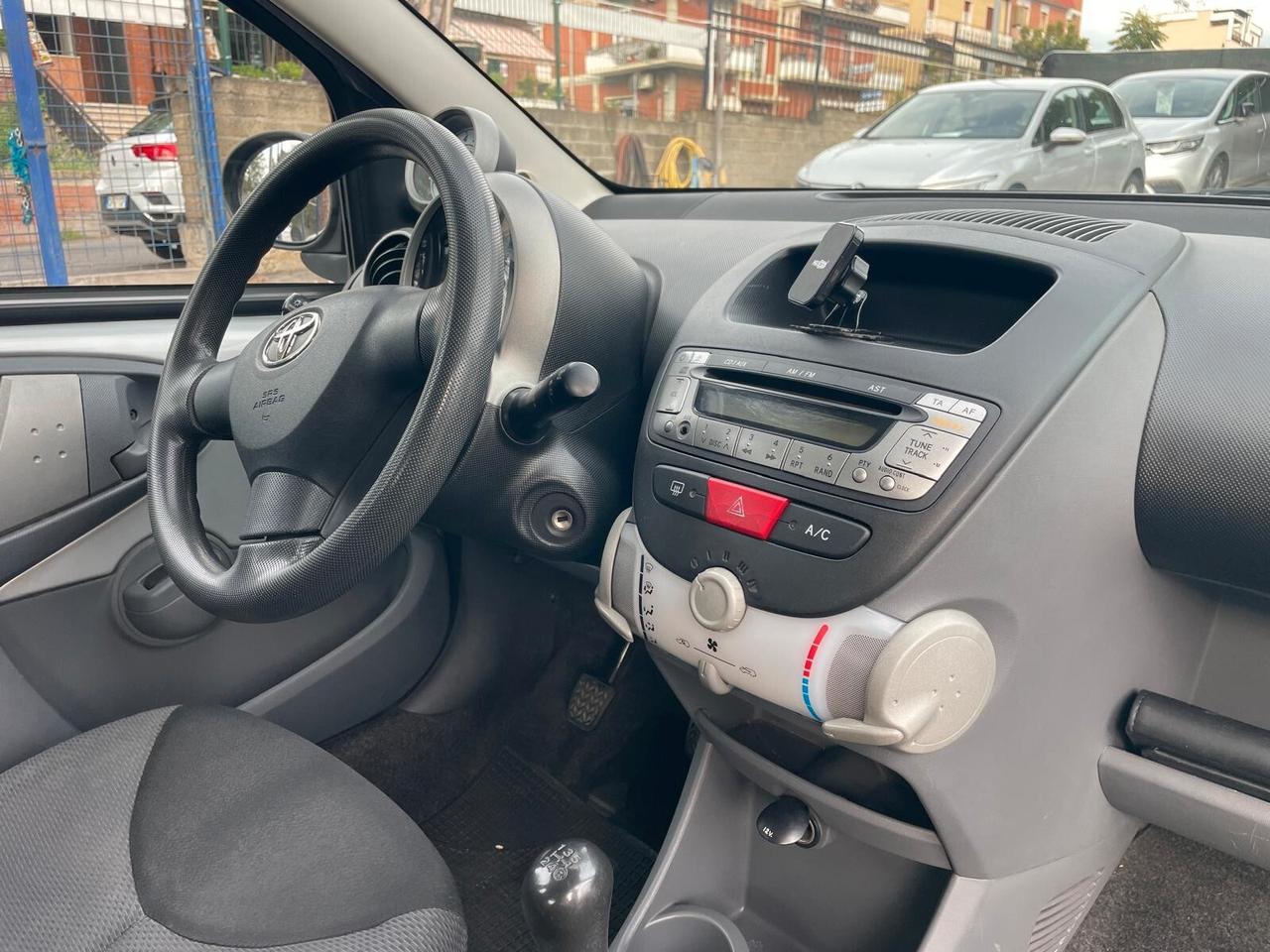 Toyota Aygo 1.0 12V VVT-i 5 porte
