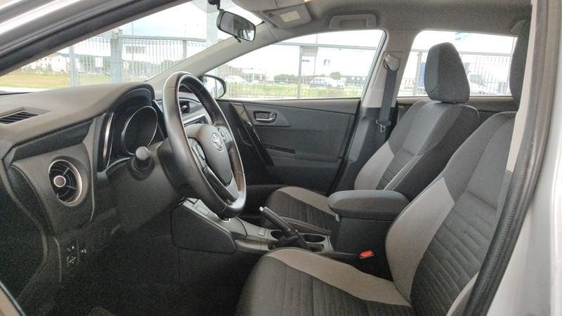 Toyota Auris 1.8 Hybrid Active