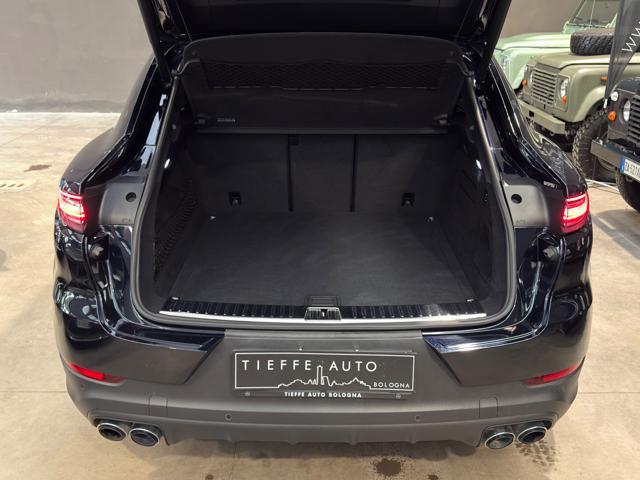 PORSCHE Cayenne Coupé 3.0 V6