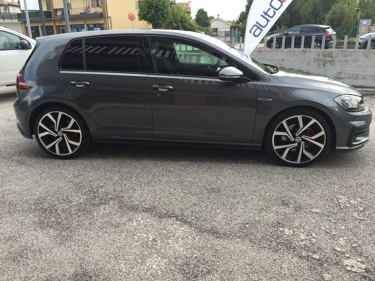 Volkswagen Golf GTI Performance 2.0 245 CV TSI DSG 5p. BMT