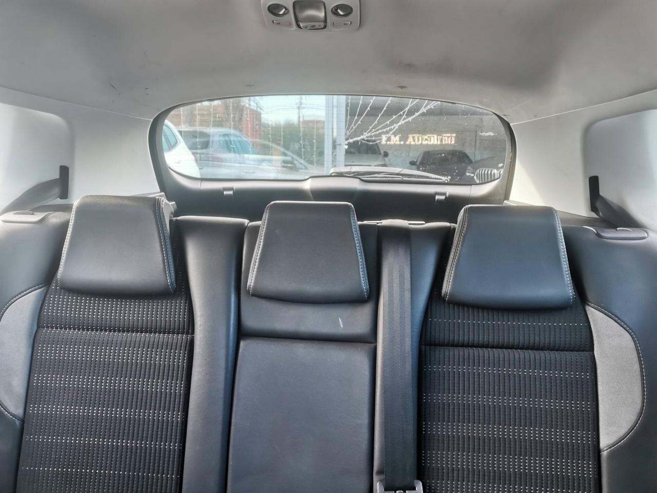 Peugeot 2008 1.6 e-HDi 92 CV Stop&Start Urban Cross 2014