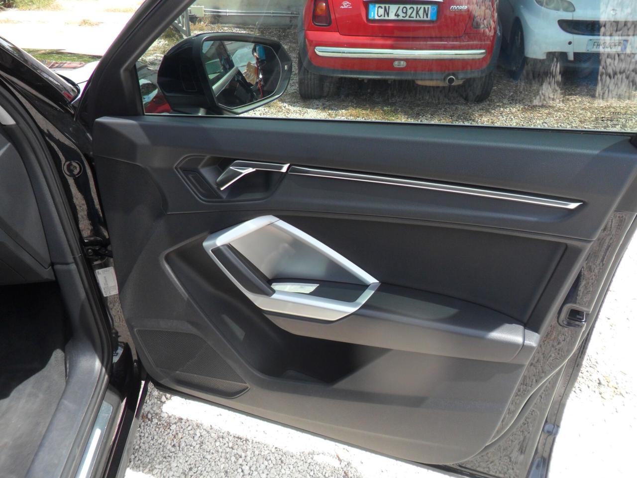 Audi Q3 35 TDI quattro S tronic line edition