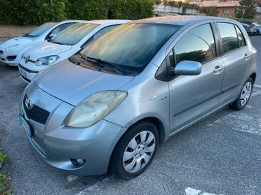 Toyota Yaris 1.4 D-4D 5 porte Sol