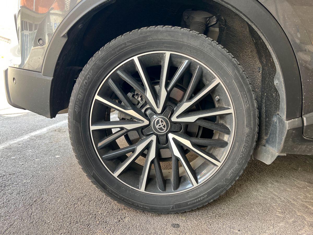 TOYOTA C-HR 1.8h Trend 2wd e-cvt