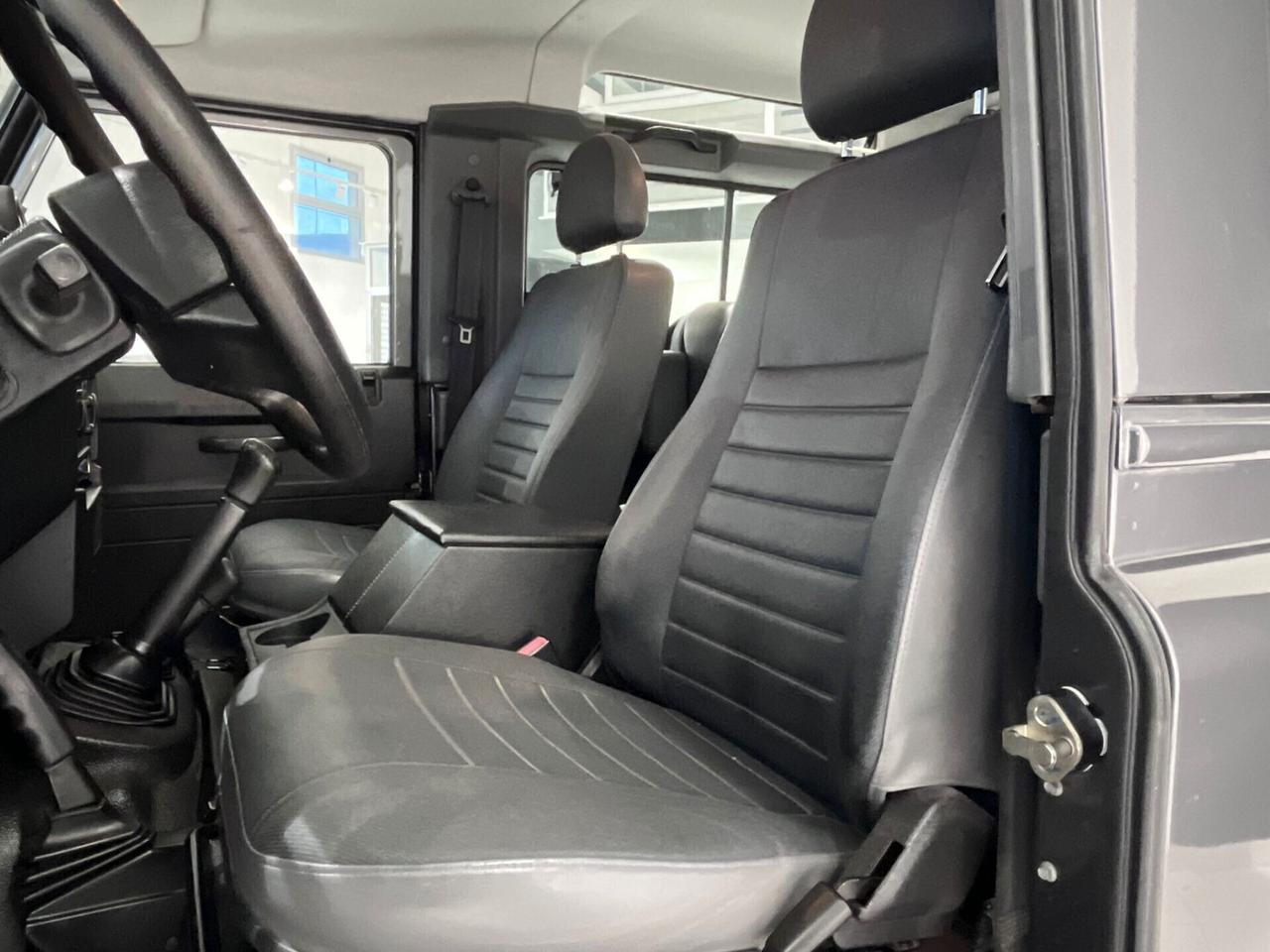 Defender 2.2 TD4 122 CV N1 IVA 2014 (GANCIO TRAINO)
