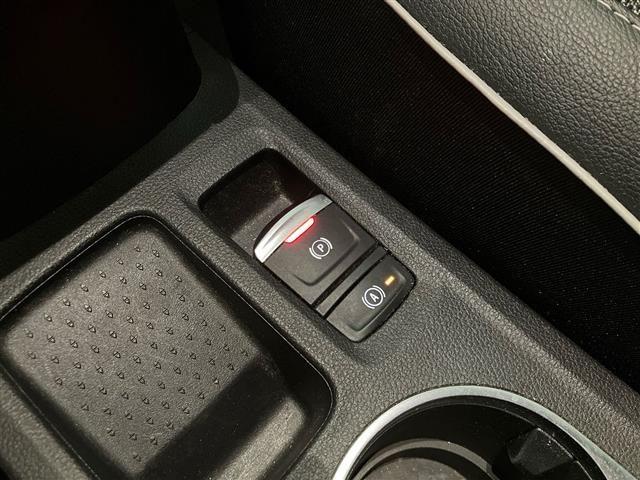 RENAULT Captur 1.6 E-Tech hybrid Intens 145cv auto