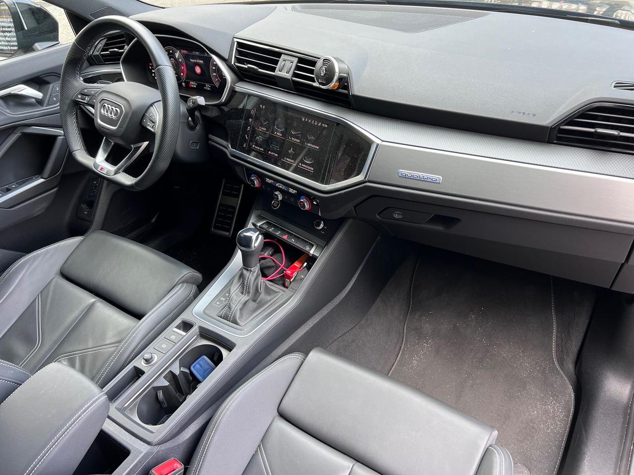 Audi Q3 Identity Black 2.0 45 TFSI IVA ESPO #7100