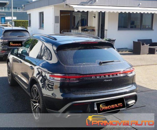 PORSCHE Macan 2.0