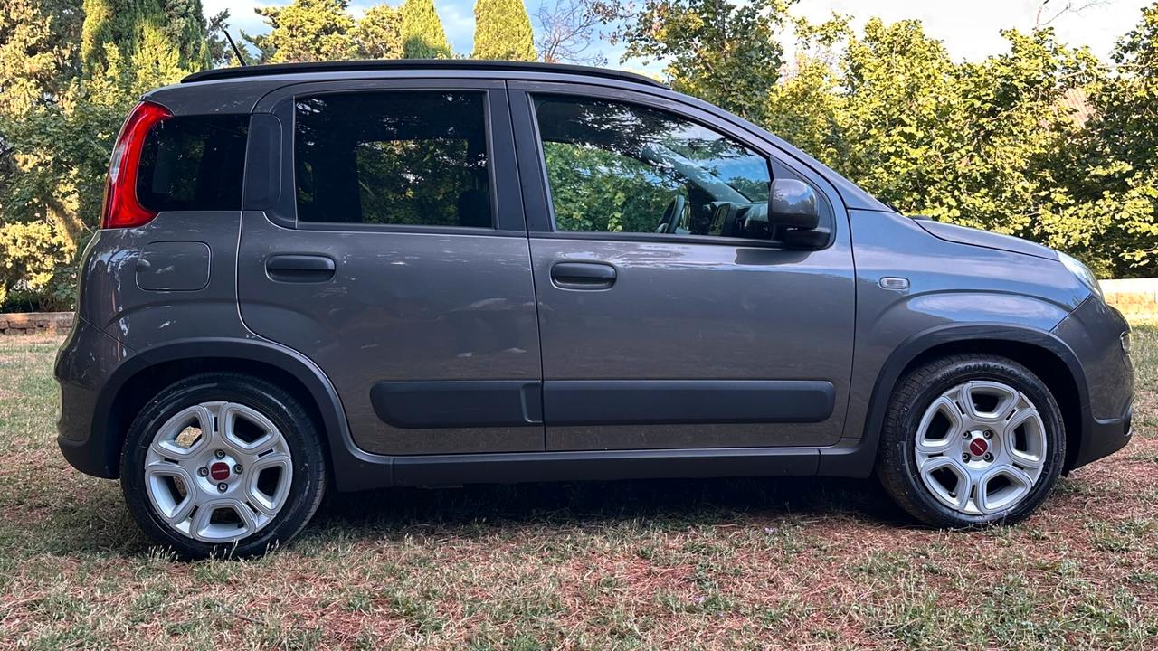 Fiat Panda 1.0 Hybrid City Life 2021 neop LEGGI TESTO
