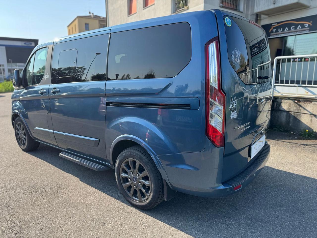 Ford Tourneo Custom Titanium 2.0 EcoBlue