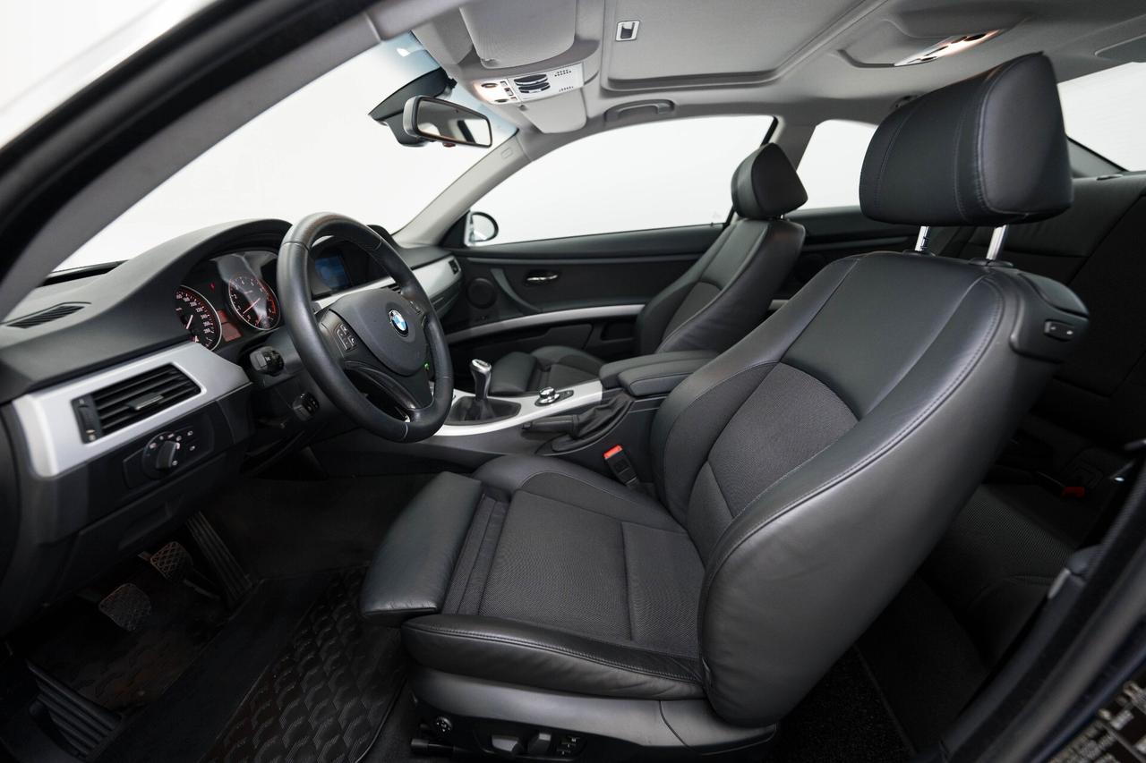 Bmw 330i cat Coupé MANUALE