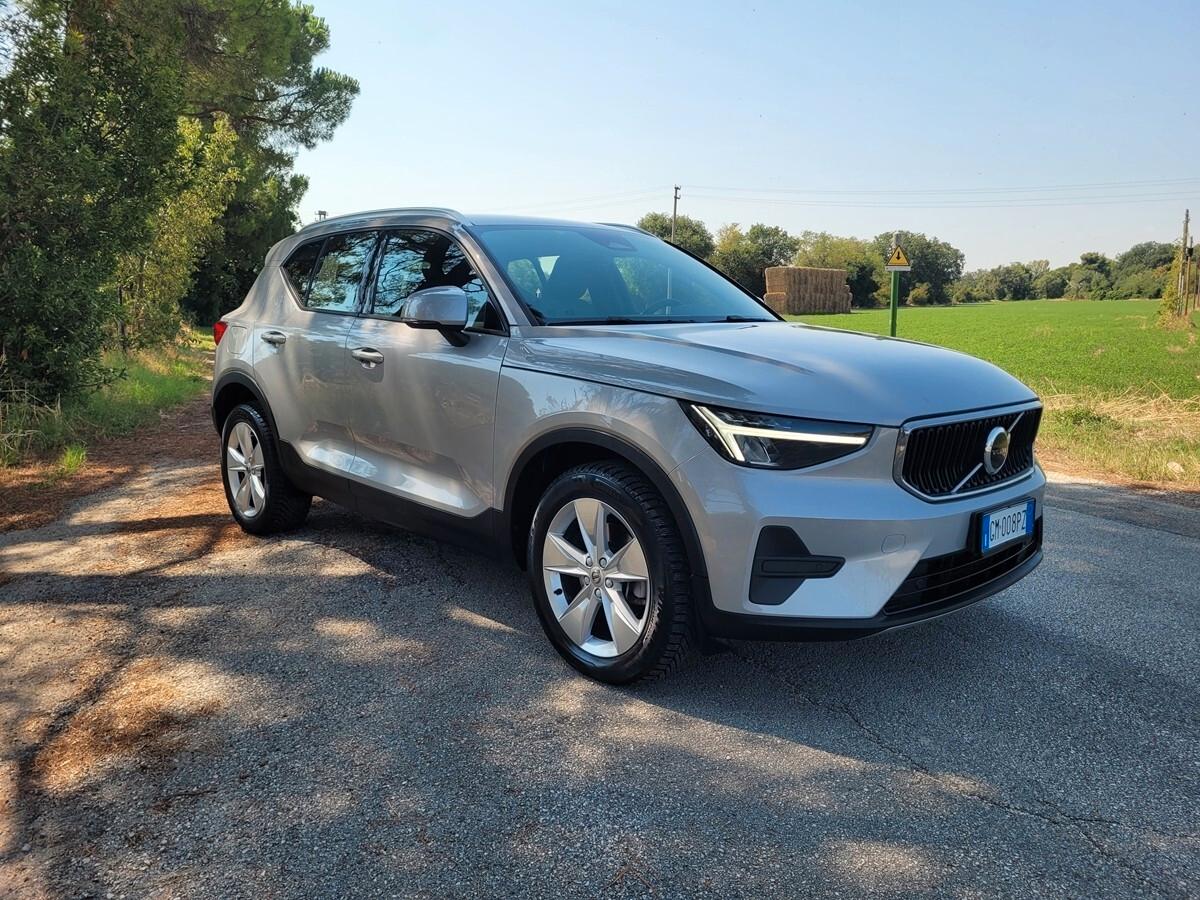 Volvo XC40 B3 automatico Core
