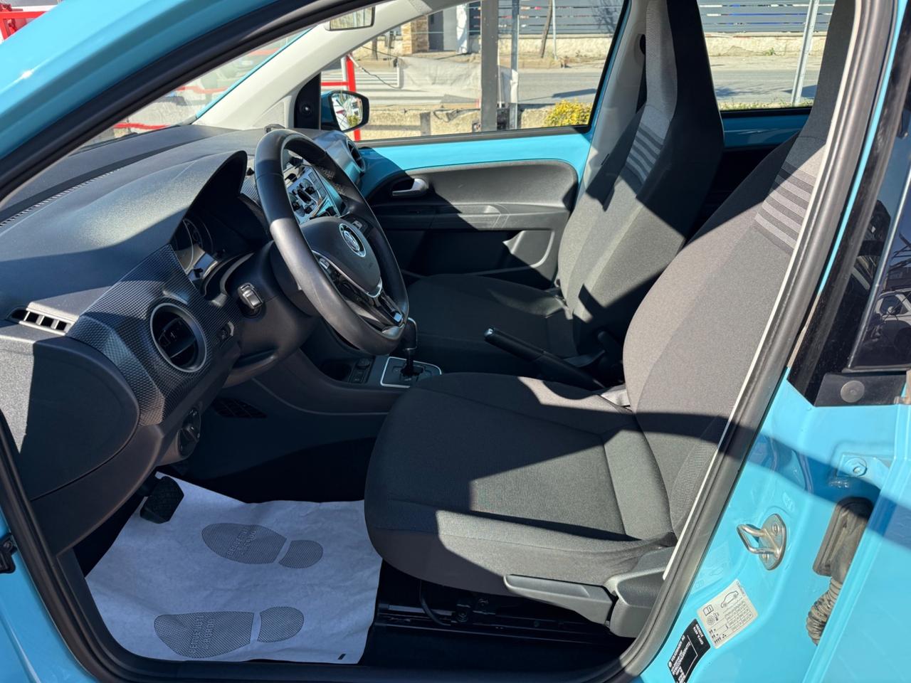 Volkswagen up! 1.0 5p. move AUTOMATICA