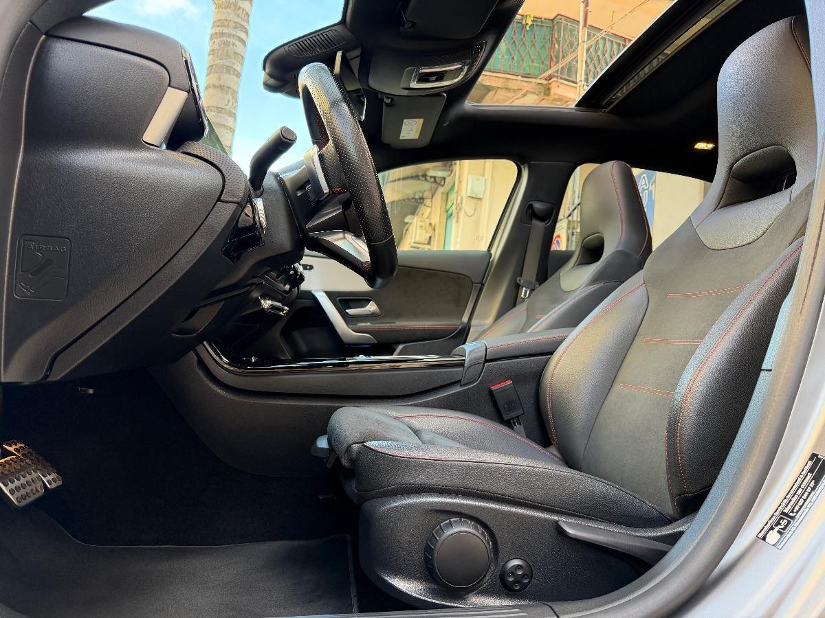 New Mercedes Classe A 200d Premium AMG Night Editon 150CV