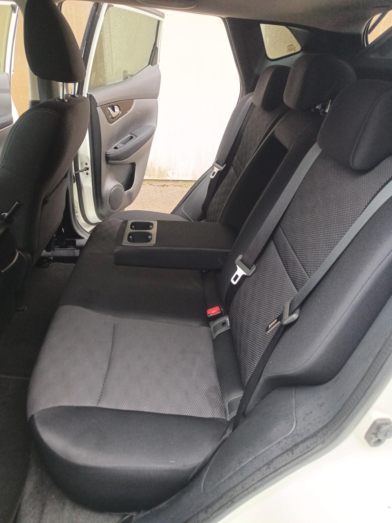 Nissan Qashqai 1.5 dCi Tekna