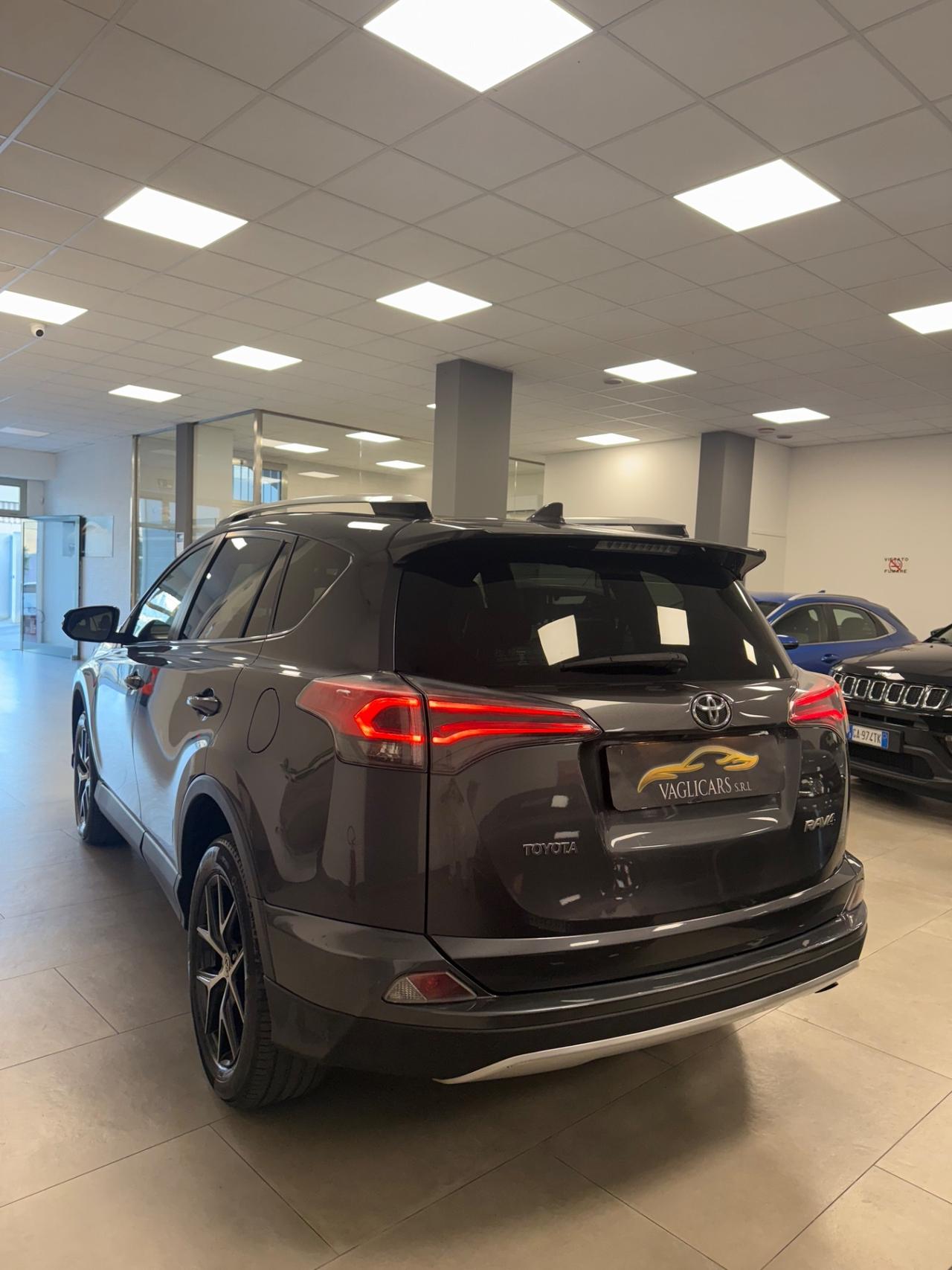 Toyota RAV 4 RAV4 2.0 D-4D 2WD Lounge