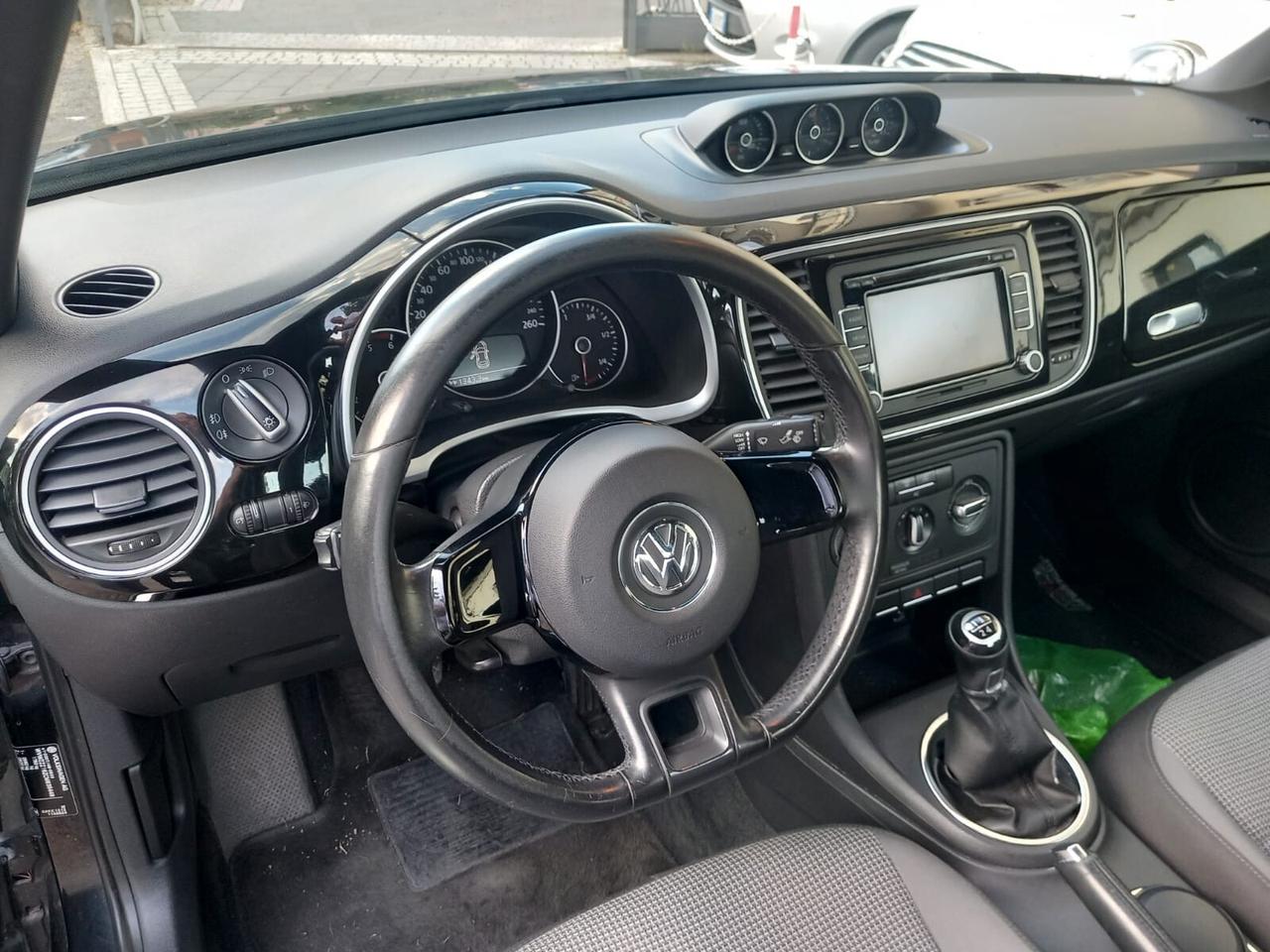 Volkswagen Maggiolino 1.6 TDI Design
