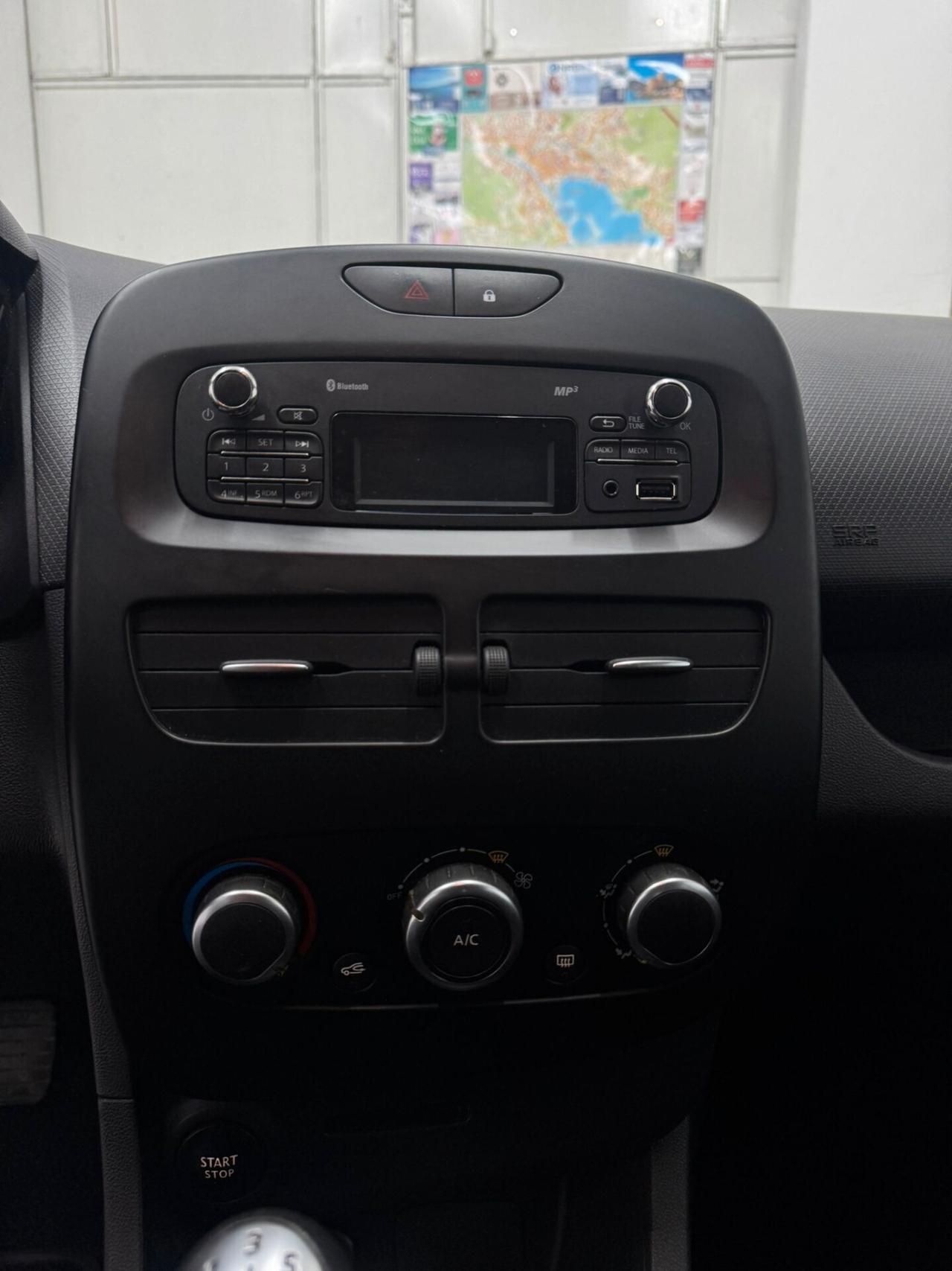 Renault Clio dCi 8V 75 CV Start&Stop 5 porte Energy Duel