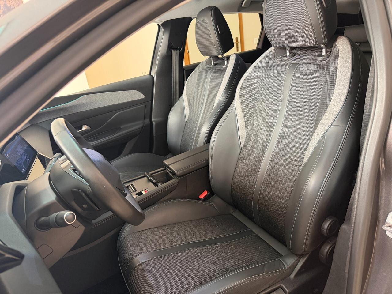 Peugeot 308 BlueHDi 130 S&S EAT8 SW Allure Pack