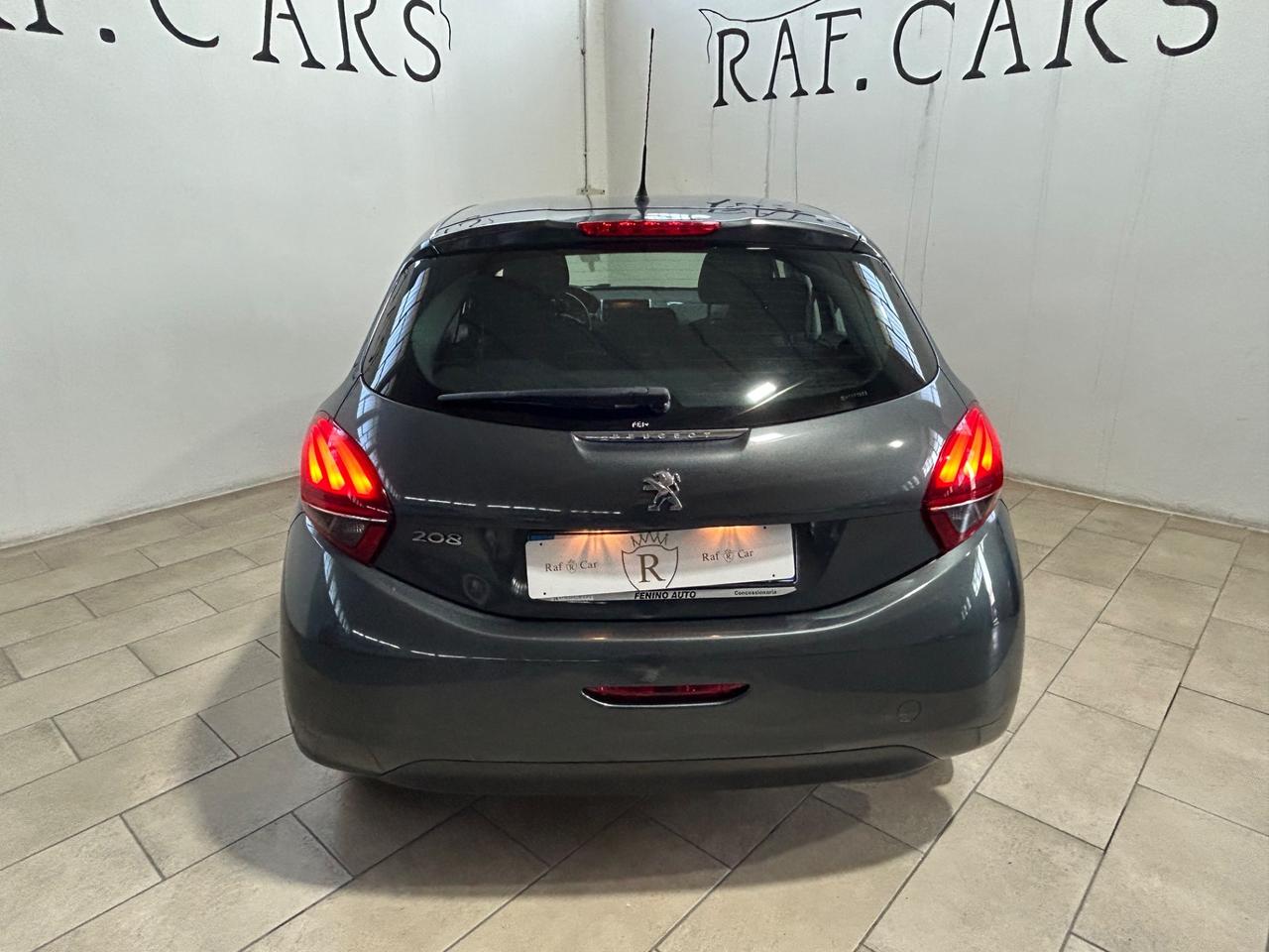 Peugeot 208 PureTech 82 5 porte Allure