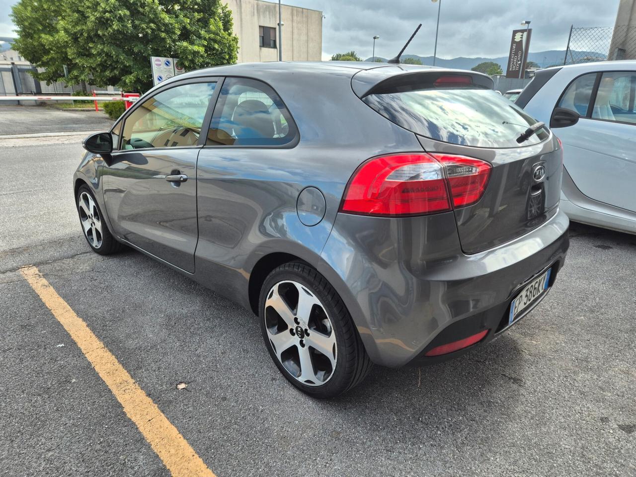 Kia Rio 1.4 CRDi WGT 3p. Limited Edition