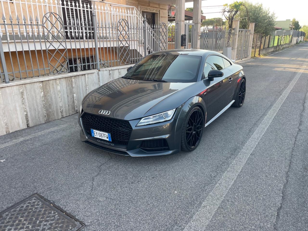 Audi TT Coupé 2.0 TDI ultra S line