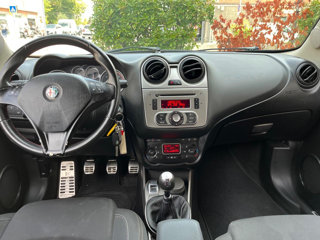 Alfa Romeo MiTo 1.3 JTDm-2 95 CV S&S Distinctive