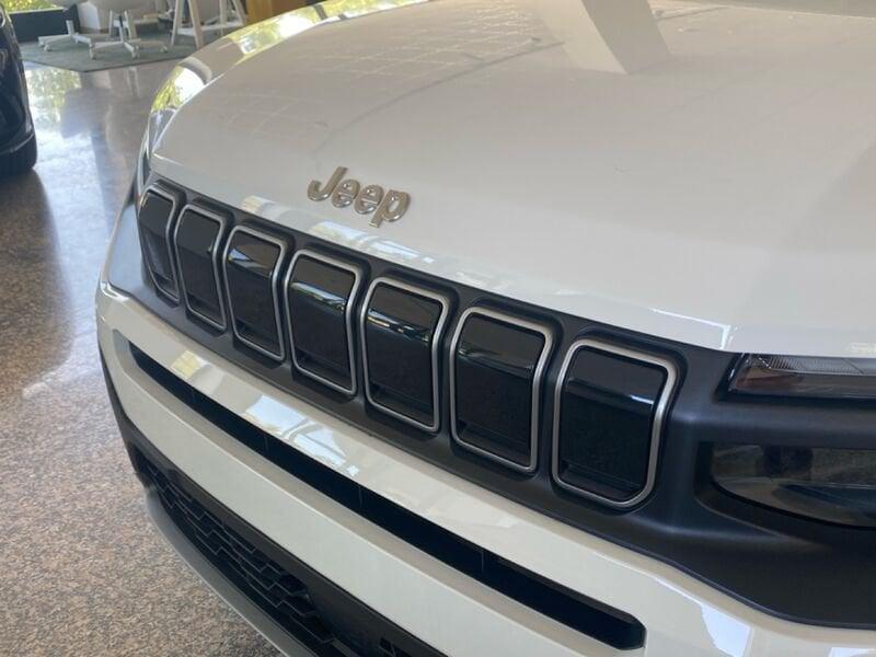 Jeep Avenger e-Hybrid 1.2 MHEV e-Hybrid Turbo Altitude