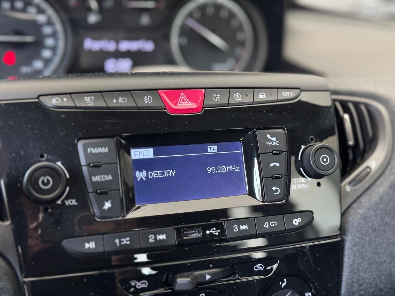 LANCIA Ypsilon 1.2 69 CV 5 porte Elefantino Blu