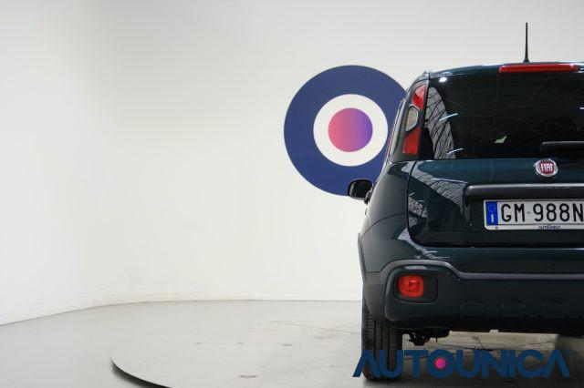 FIAT Panda 1.0 FIREFLY S&S HYBRID GARMIN NEOPATENTATI