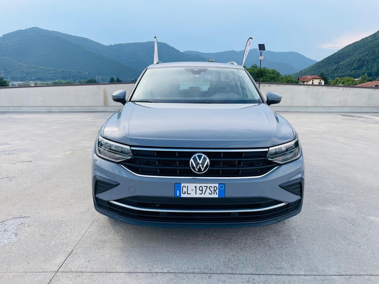 Volkswagen Tiguan 2.0 TDI 150 CV SCR DSG Life Euro 6E UniProprietario