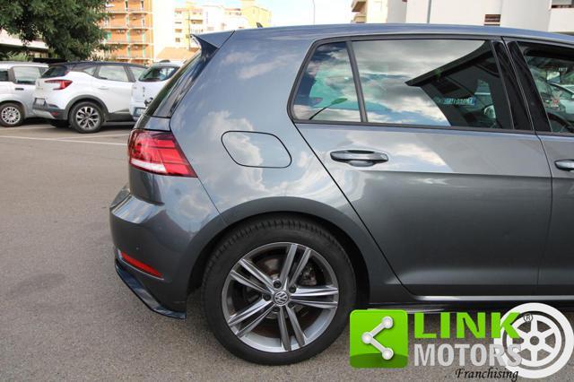 VOLKSWAGEN Golf 1.5 AUTOMATICA 5p. R Line 150 CV