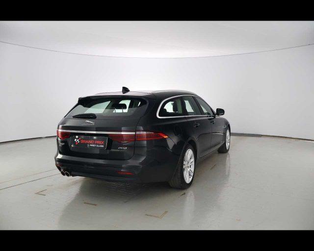 JAGUAR XF Sportbrake 2.0 D 180 CV aut. Prestige