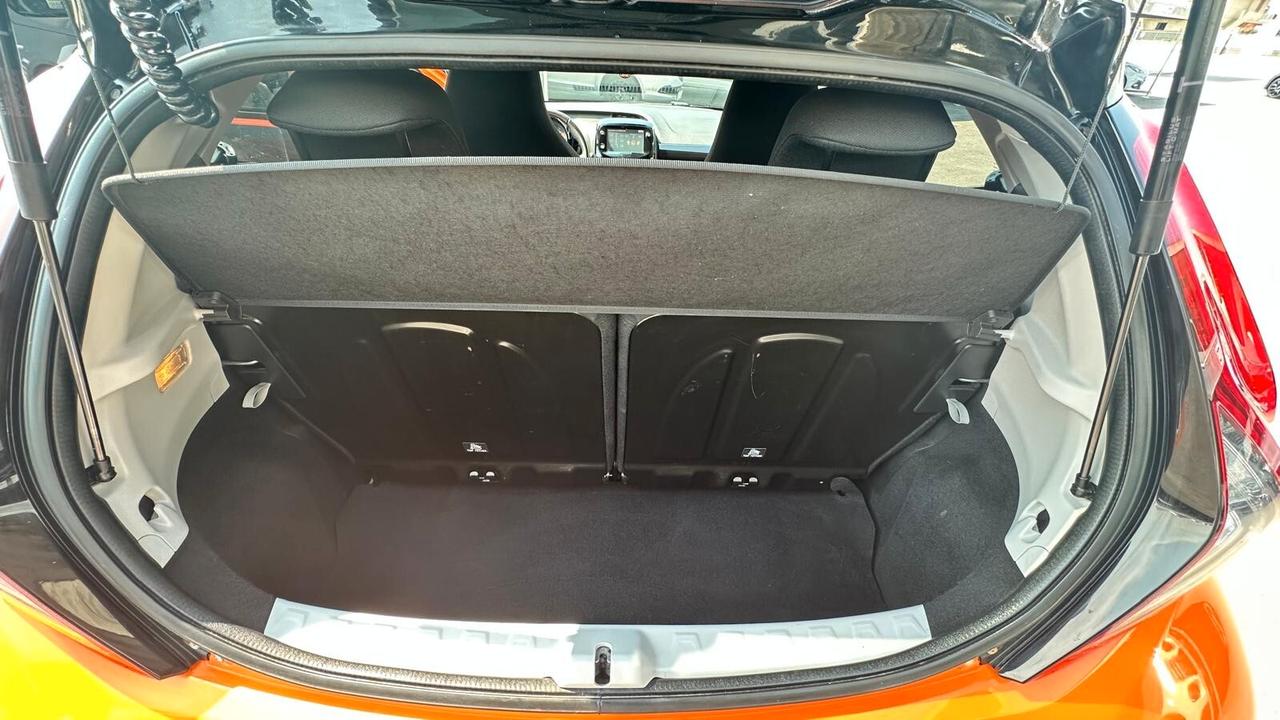Toyota Aygo 1.0 BENZINA 72 CV KM CERTIFICATI-UNICO PROPRIETARIO