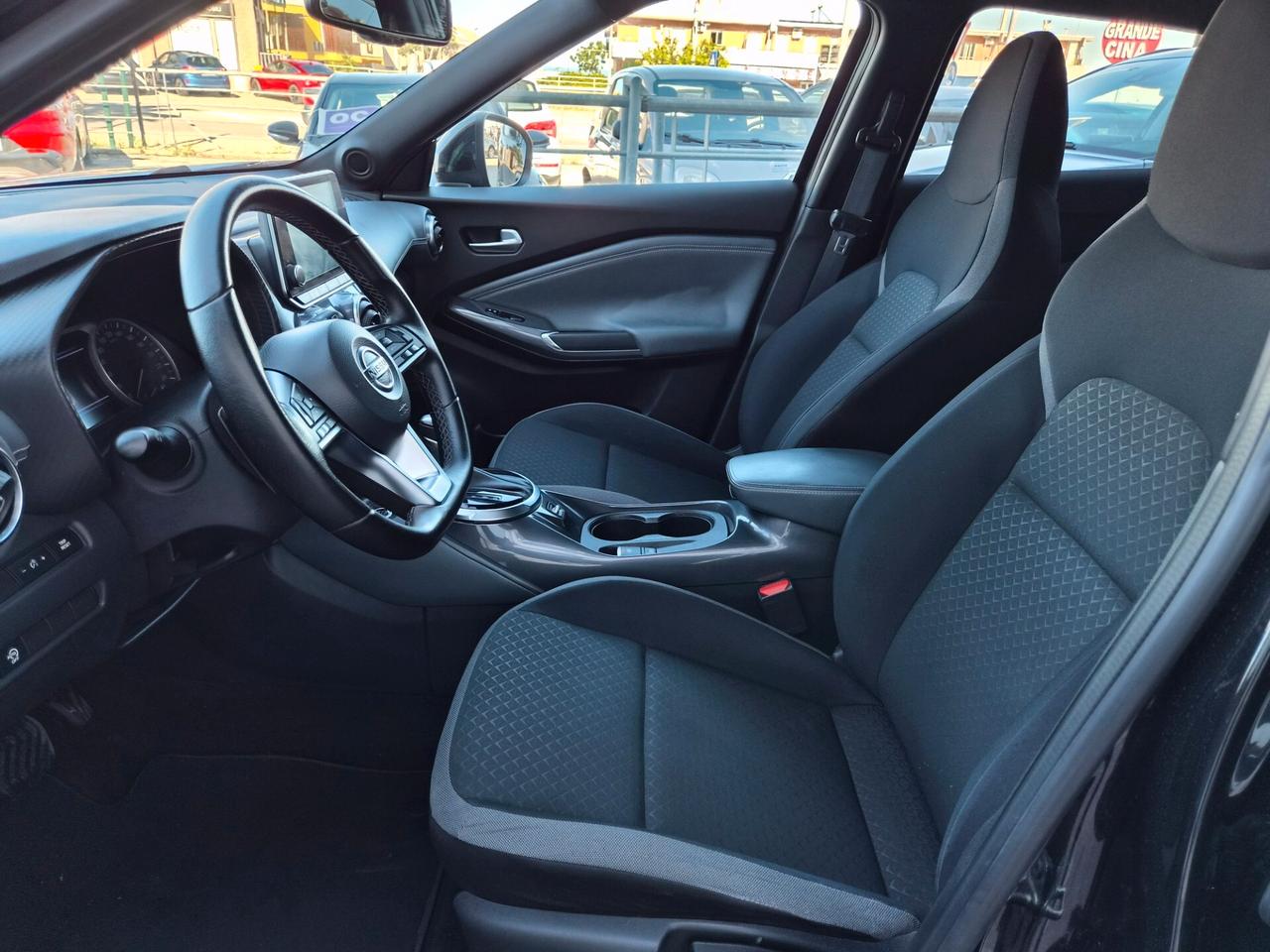 Nissan Juke 1.0 DIG-T 114 CV DCT N-Connecta