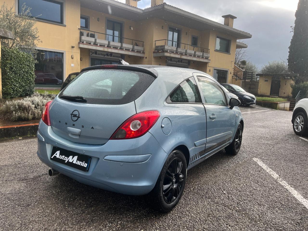 Opel Corsa 1.2 3 porte Sport