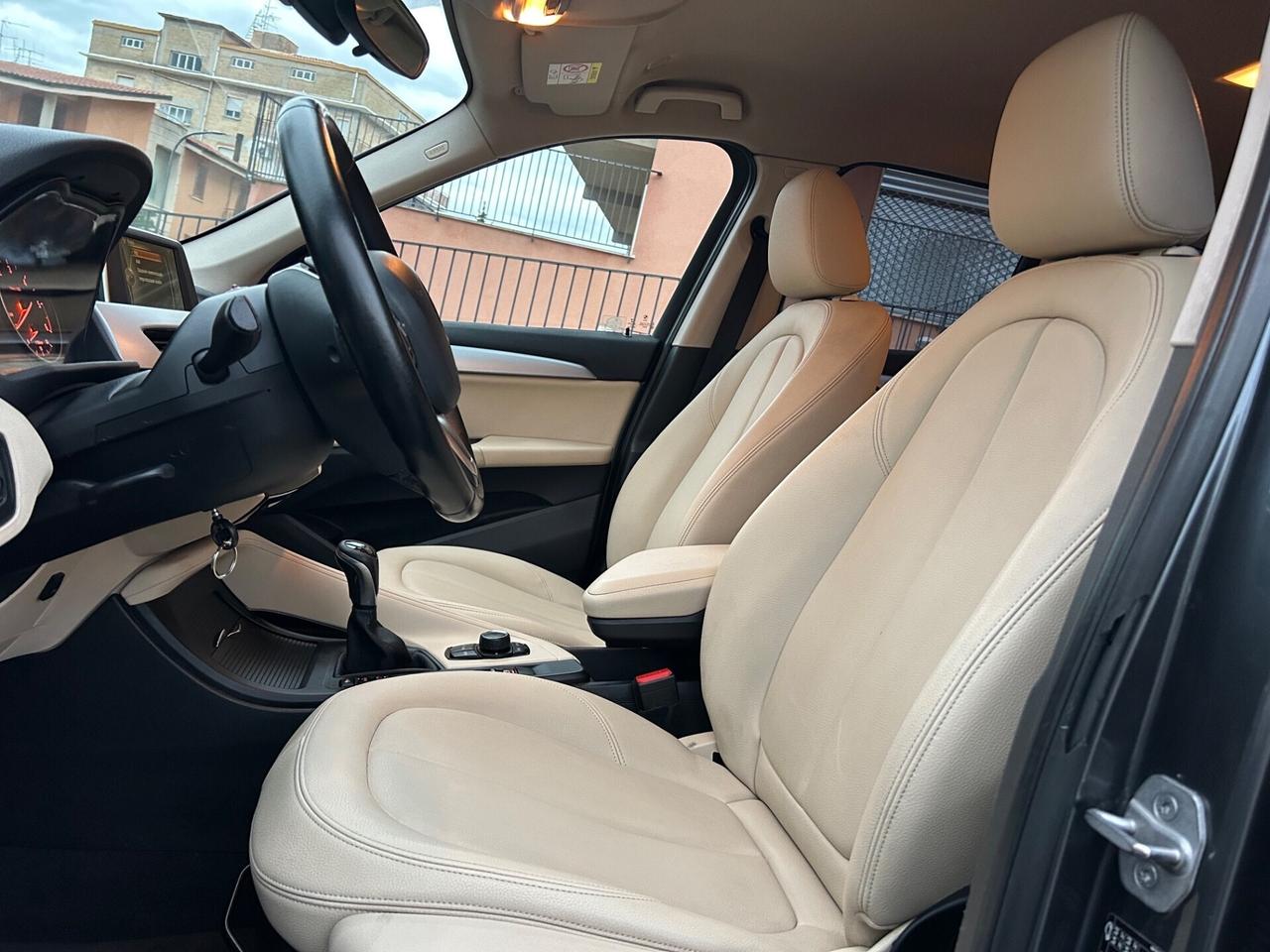 Bmw X1 sDrive18d xLine Strafull !!!