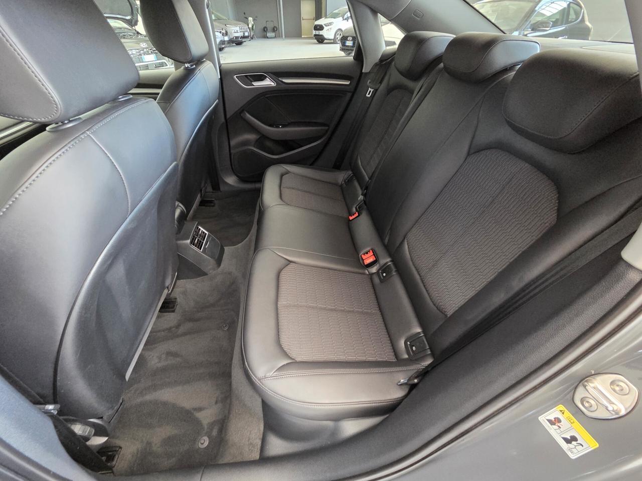 Audi A3 Sedan 1.0 TFSI Design 116cv