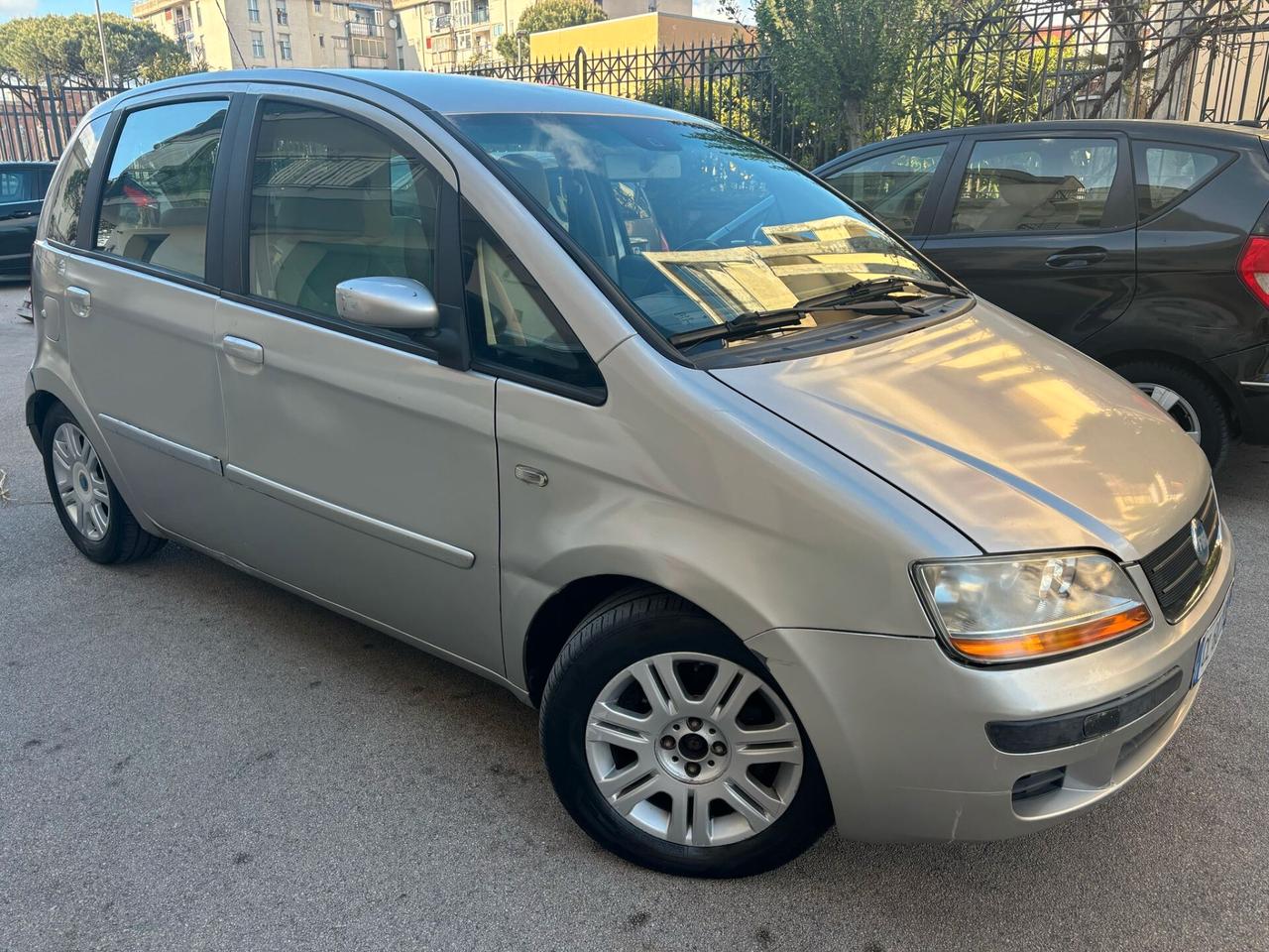 Fiat Idea 1.3 Multijet 16V Emotion