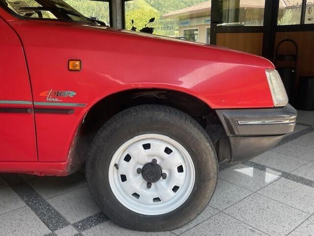 Peugeot 205 1.1 3 porte Color Line