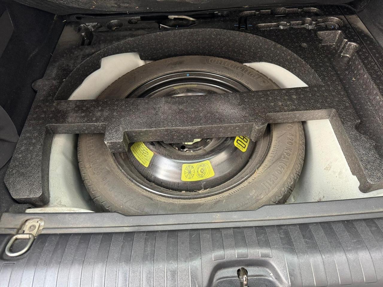 PEUGEOT 2008 BlueHDi 75 ACTIVE