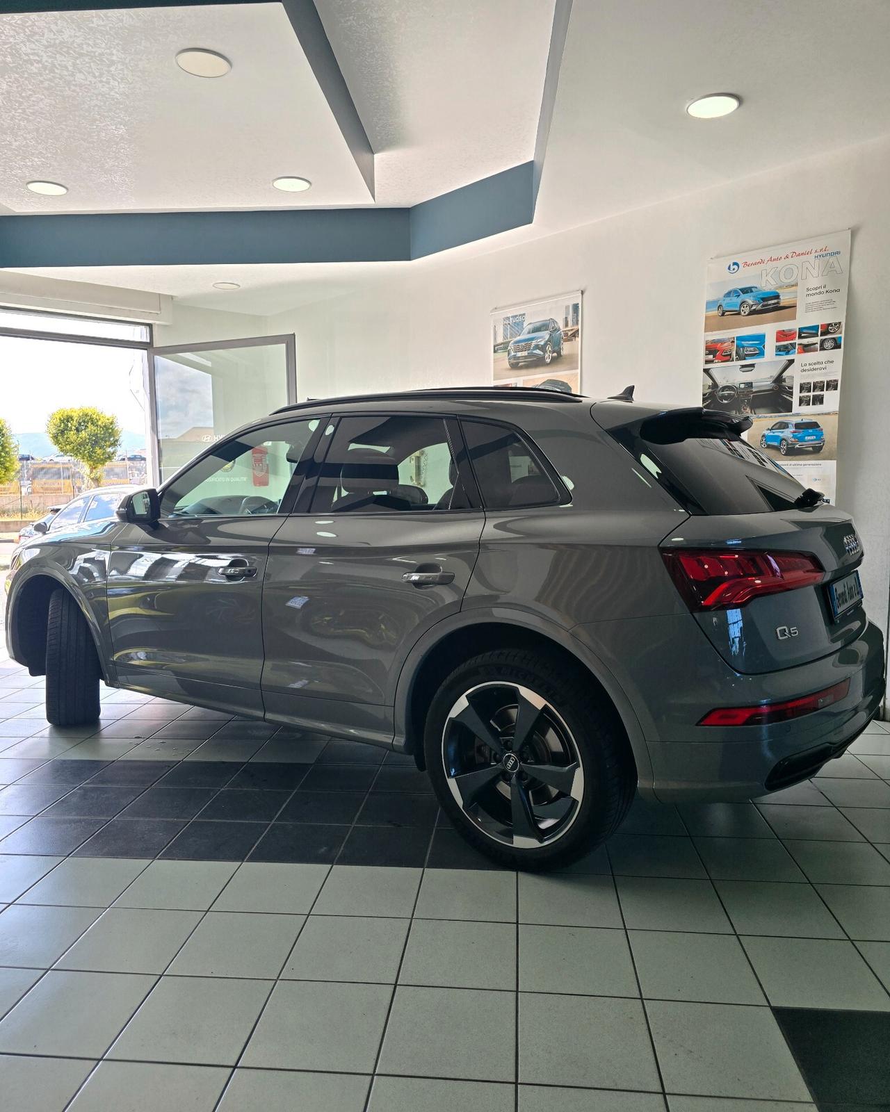 Audi Q5 TDI quattro S tronic S line plus