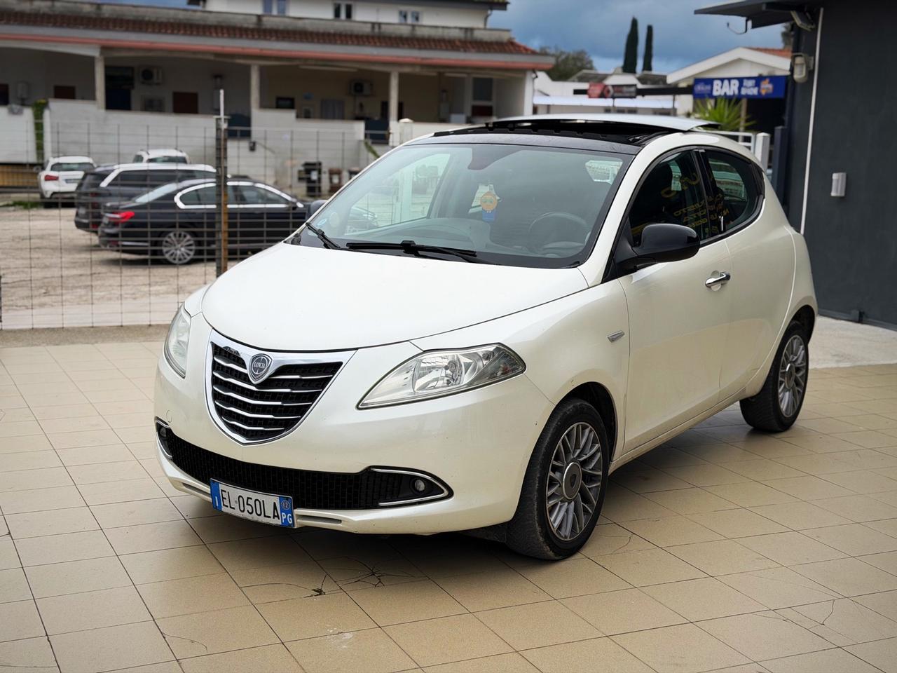 Lancia Ypsilon 1.3 MJT 16V 95 CV 5 porte S&S Platinum