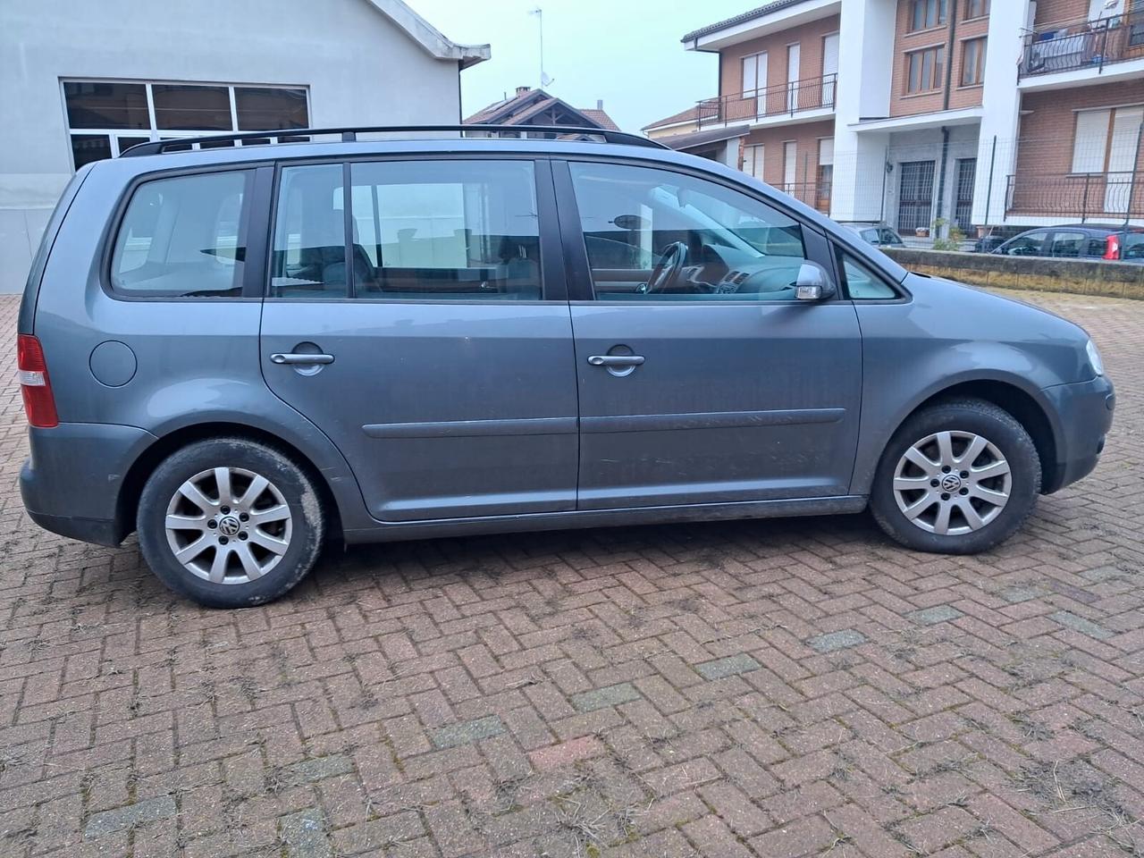 Volkswagen Touran 2.0 TDI 136CV Highline