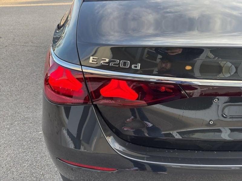 Mercedes-Benz Classe E 220d 4Matic Berlina Advanced Plus